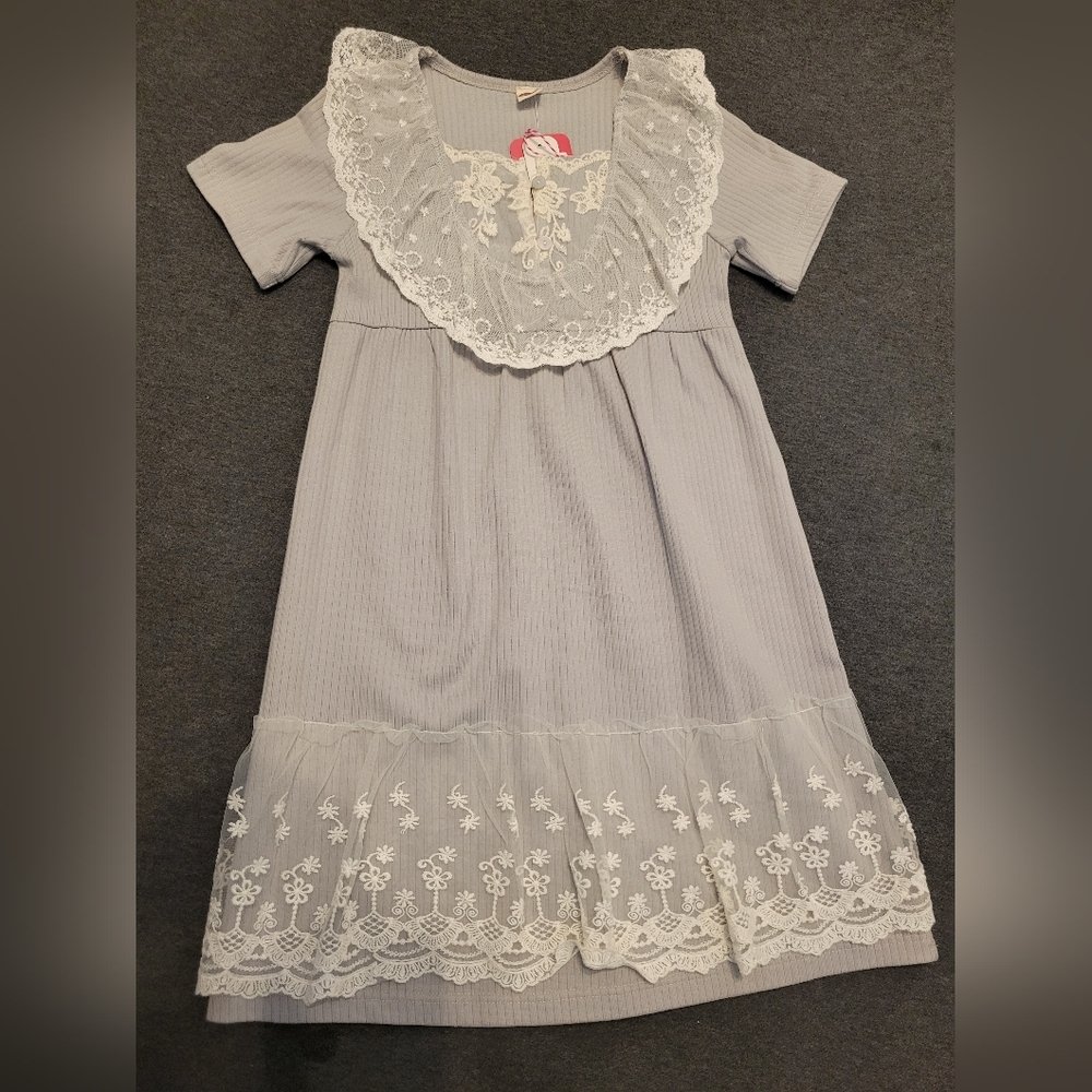 Girls dress, Pat Pat,gray and white, size 6-7, new with tags